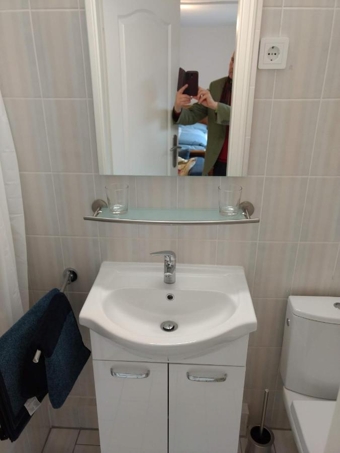Ruhige, Gemuetliche 1-Zimmer Gartenwohnung Fuer 2 Erwachsene Любек Экстерьер фото